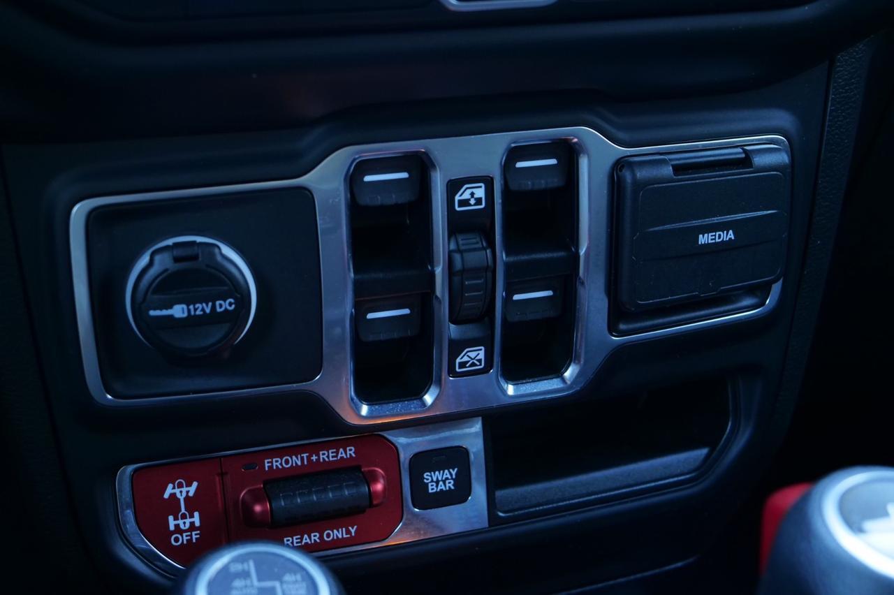 2023 Jeep Wrangler 4xe Rubicon 4X4 / Sky One Roof / Heated Seats! Lincolnton NC