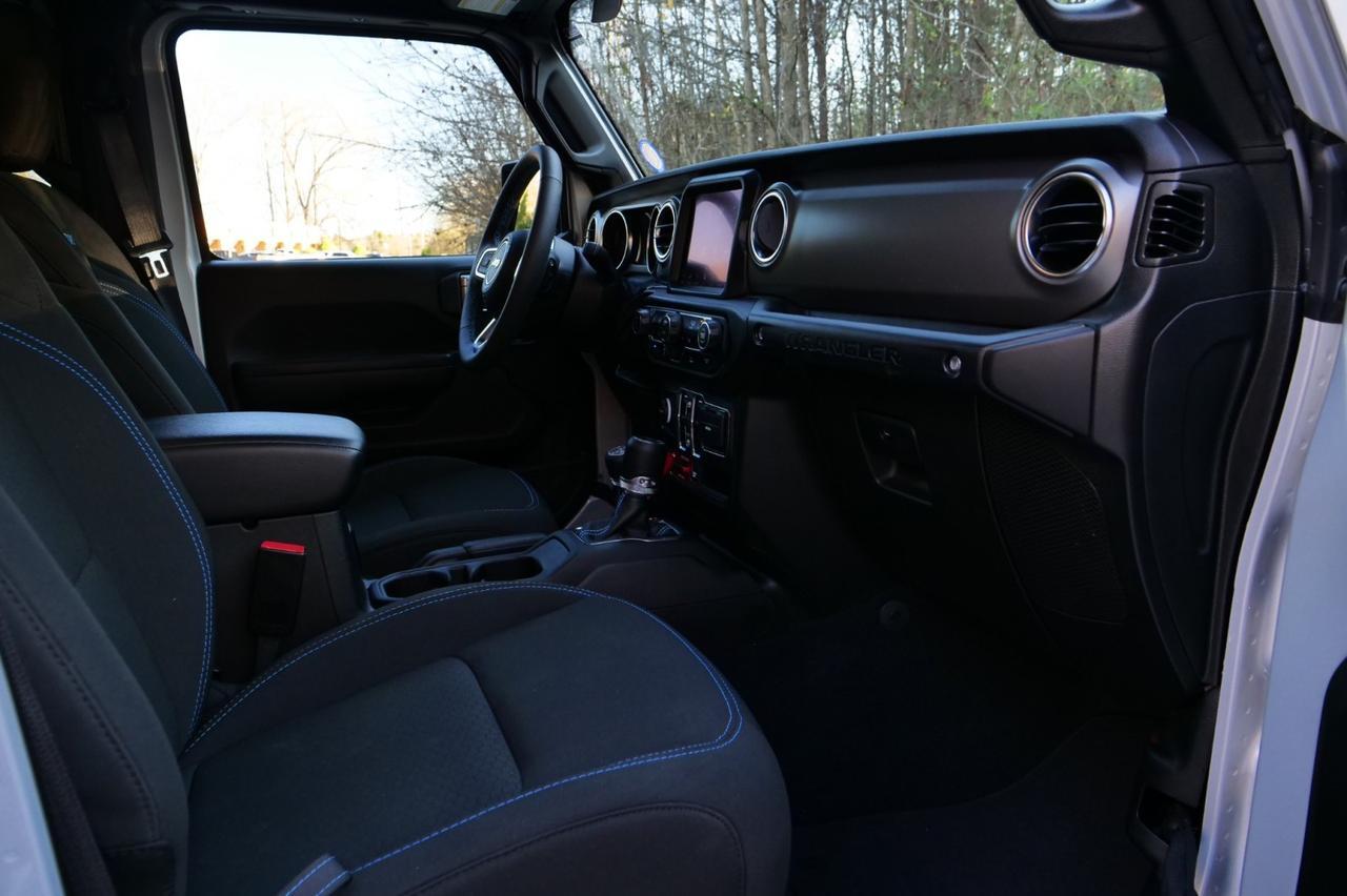 2023 Jeep Wrangler 4xe Rubicon 4X4 / Sky One Roof / Heated Seats! Lincolnton NC