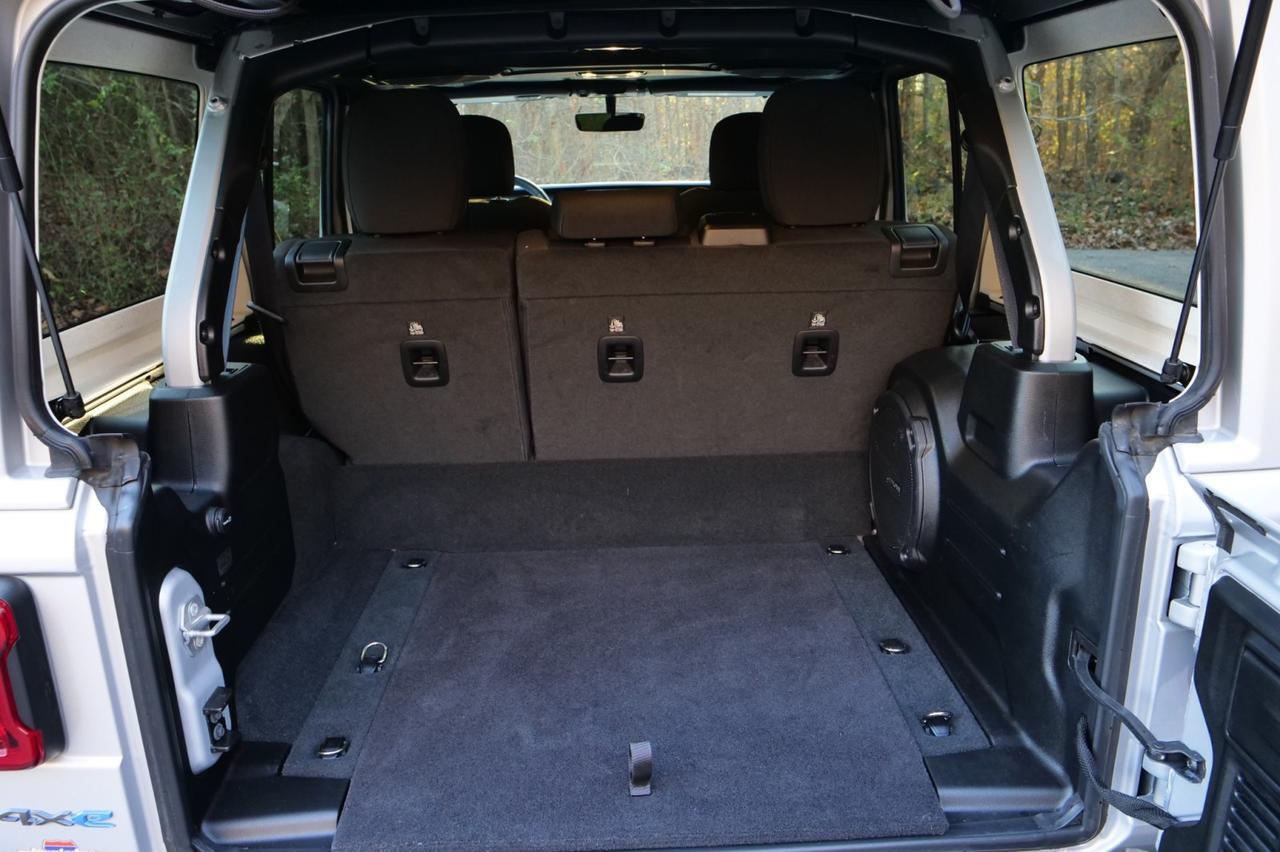 2023 Jeep Wrangler 4xe Rubicon 4X4 / Sky One Roof / Heated Seats! Lincolnton NC