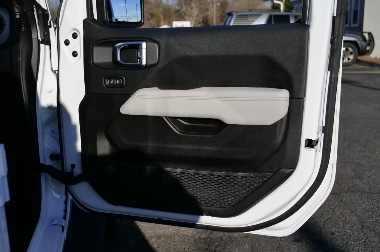 2023 Jeep Wrangler 4xe Sahara High Altitude 4X4 / Sky One Roof! Lincolnton NC