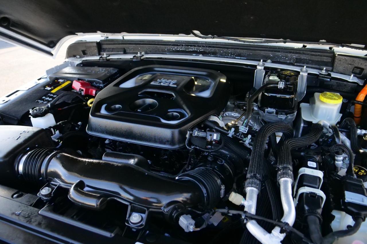 2023 Jeep Wrangler 4xe Sahara High Altitude 4X4 / Sky One Roof! Lincolnton NC