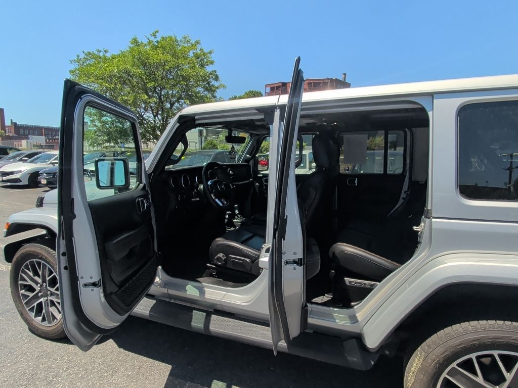 2023 Jeep Wrangler High Altitude 4xe Worcester MA