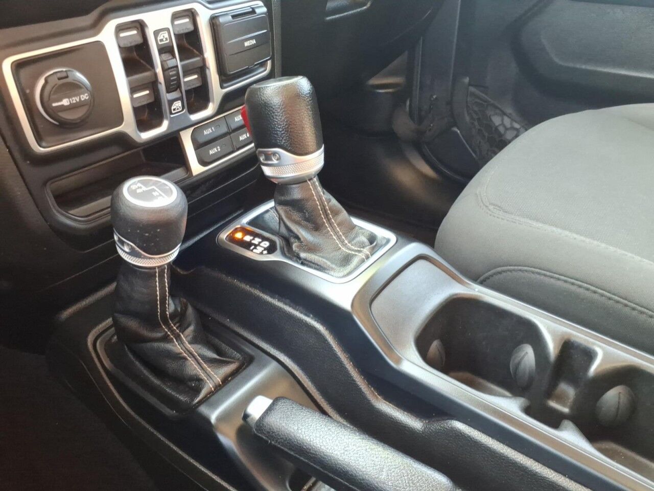 2023 Jeep Wrangler Sahara Uvalde TX