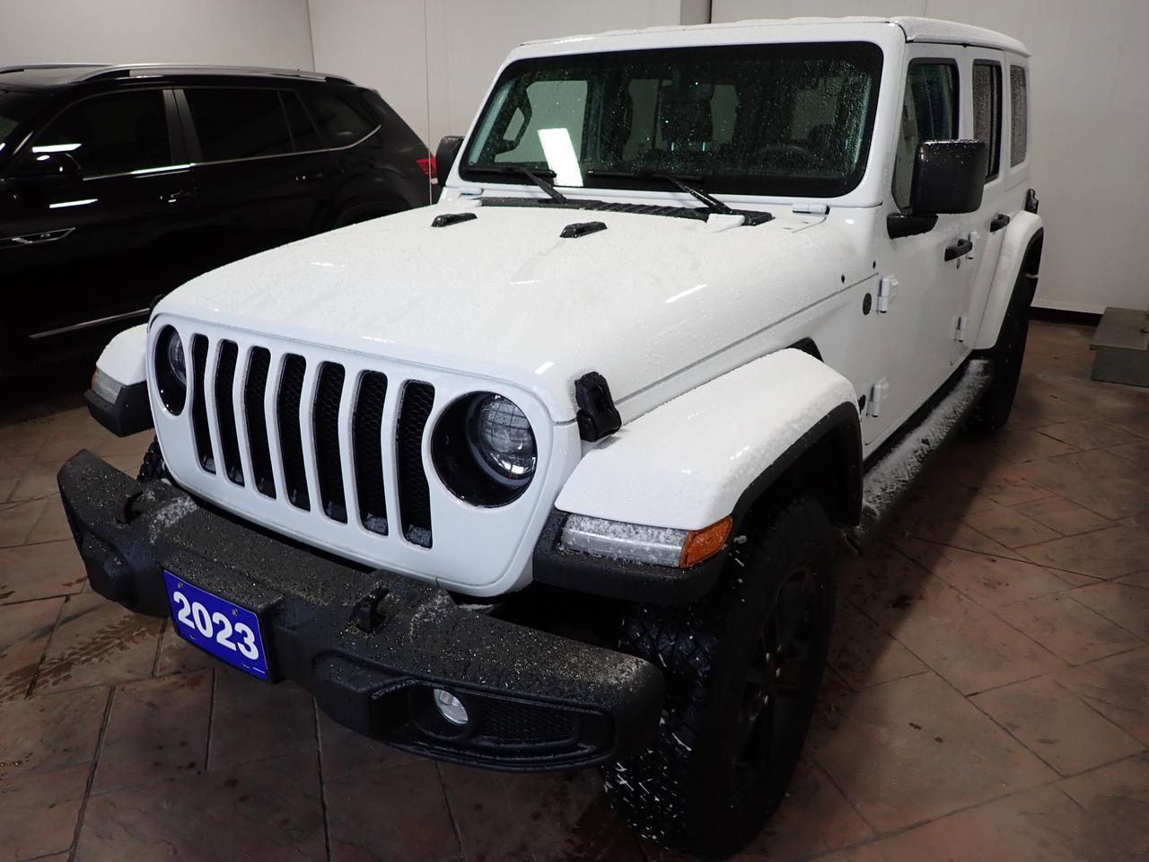 2023 Jeep Wrangler Sahara Altitude 4DR 4X4 LEATHER NAVI Listowel ON