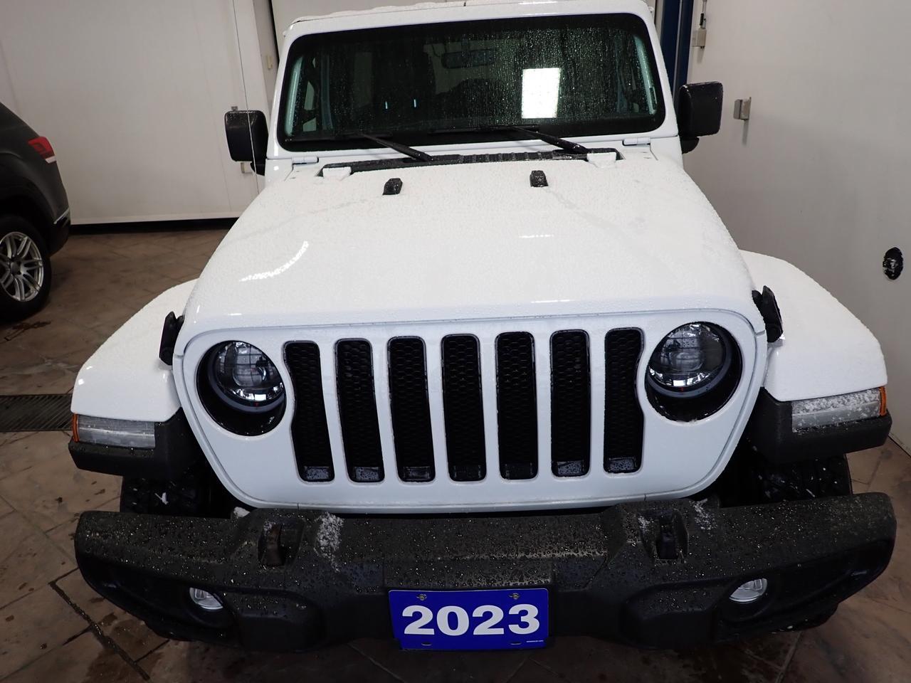 2023 Jeep Wrangler Sahara Altitude 4DR 4X4 LEATHER NAVI Listowel ON