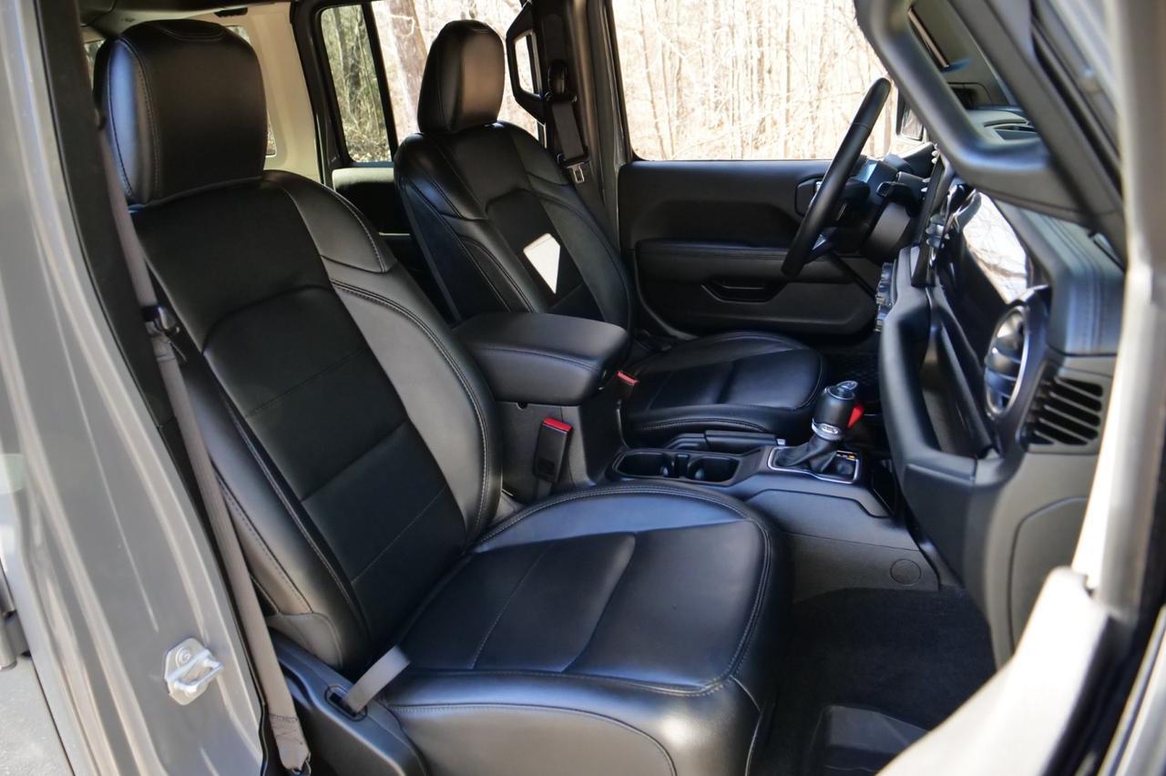 2023 Jeep Wrangler Sahara Altitude 4X4 / Sky One Roof / Cold Weather Group! Lincolnton NC