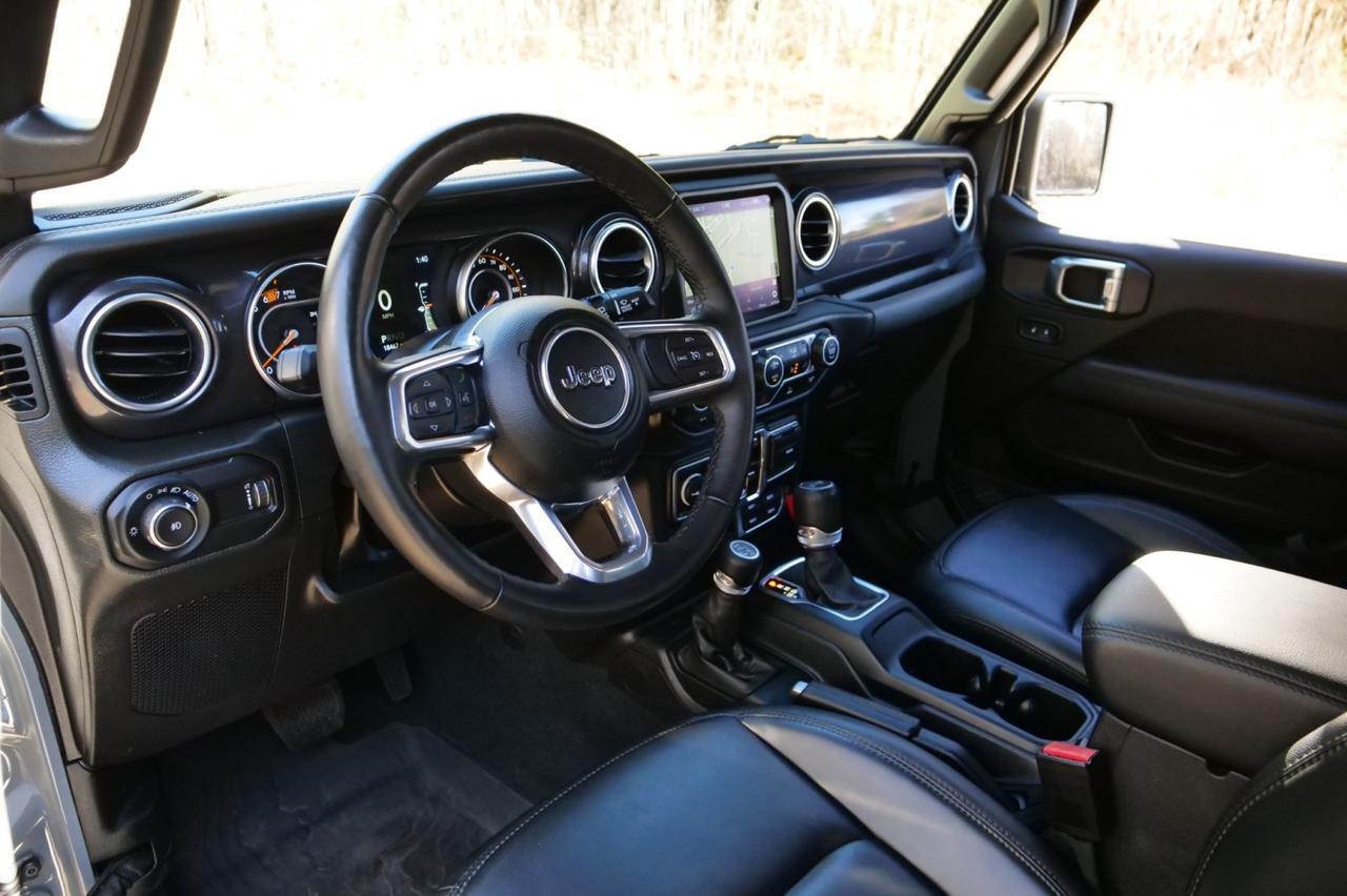 2023 Jeep Wrangler Sahara Altitude 4X4 / Sky One Roof / Cold Weather Group! Lincolnton NC