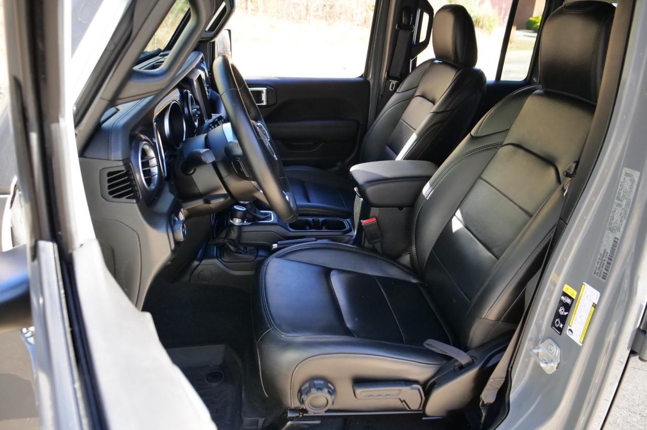 2023 Jeep Wrangler Sahara Altitude 4X4 / Sky One Roof / Cold Weather Group! Lincolnton NC