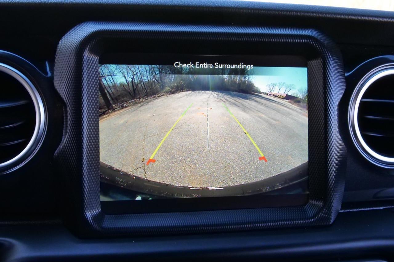 2023 Jeep Wrangler Sahara Altitude 4X4 / Sky One Roof / Cold Weather Group! Lincolnton NC