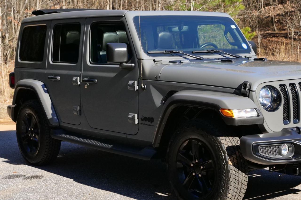 2023 Jeep Wrangler Sahara Altitude 4X4 / Sky One Roof / Cold Weather Group! Lincolnton NC