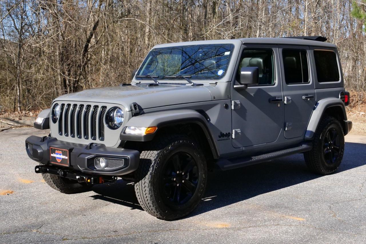2023 Jeep Wrangler Sahara Altitude 4X4 / Sky One Roof / Cold Weather Group! Lincolnton NC