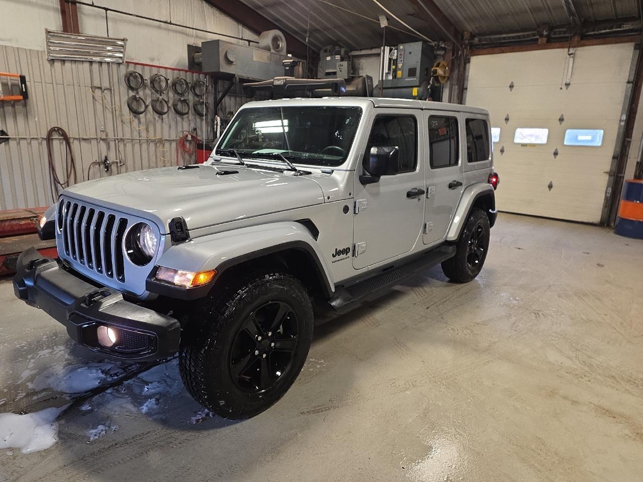 2023 Jeep Wrangler Sahara Altitude