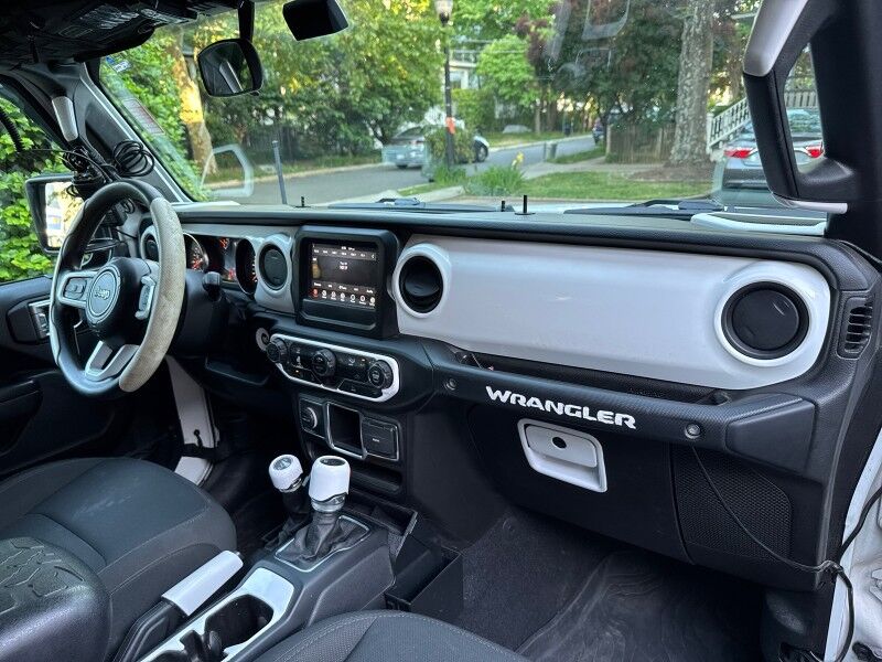 2023 Jeep Wrangler Sport 2-Door 4WD Arlington VA