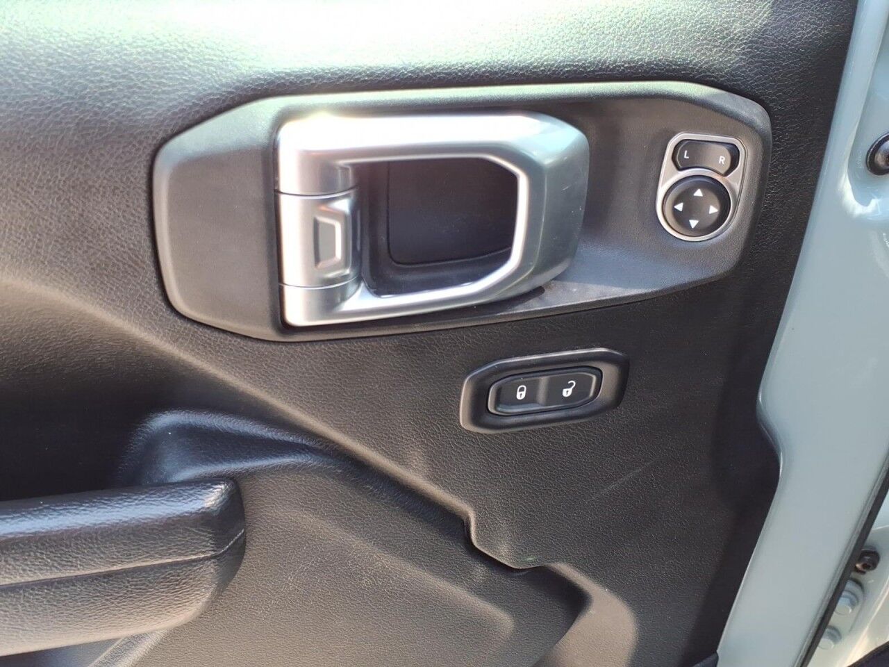 2023 Jeep Wrangler Sport S Uvalde TX