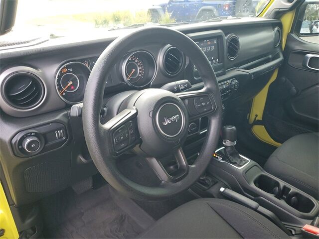 2023 Jeep Wrangler Sport photo 18