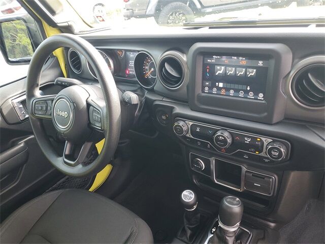 2023 Jeep Wrangler Sport photo 7