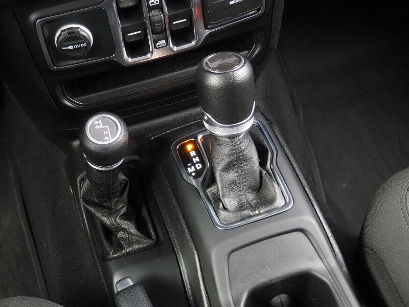 2023 Jeep Wrangler Willys 4WD *8-SPD AUTOMATIC, BACKUP-CAMERA, COLOR TOUCHSCREEN, SUNRIDER SOFT TOP, MULTI-FUNCTION STEERING WHEEL, 17 INCH ALLOYS, LED HEADLIGHTS, BLUETOOTH PHONE & AUDIO Round Rock TX