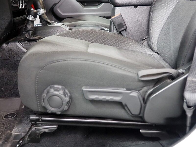 2023 Jeep Wrangler Willys 4WD *8-SPD AUTOMATIC, BACKUP-CAMERA, COLOR TOUCHSCREEN, SUNRIDER SOFT TOP, MULTI-FUNCTION STEERING WHEEL, 17 INCH ALLOYS, LED HEADLIGHTS, BLUETOOTH PHONE & AUDIO Round Rock TX