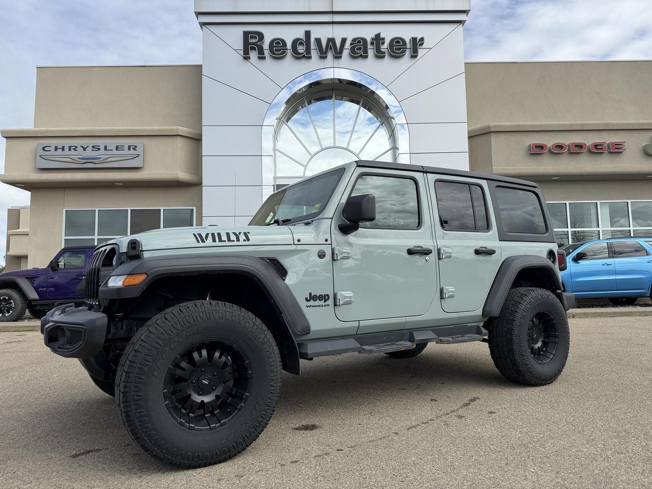 2023 Jeep Wrangler Willys 4x4 | 4 Door | V6 | Low KMs | 3 Piece Hardtop | Backup Camera | Alpine Audio
