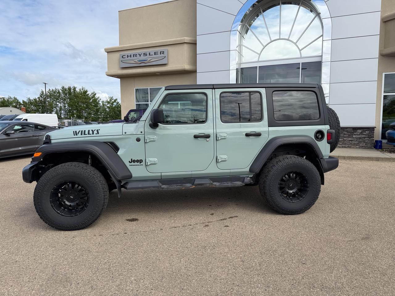 2023 Jeep Wrangler Willys Redwater AB