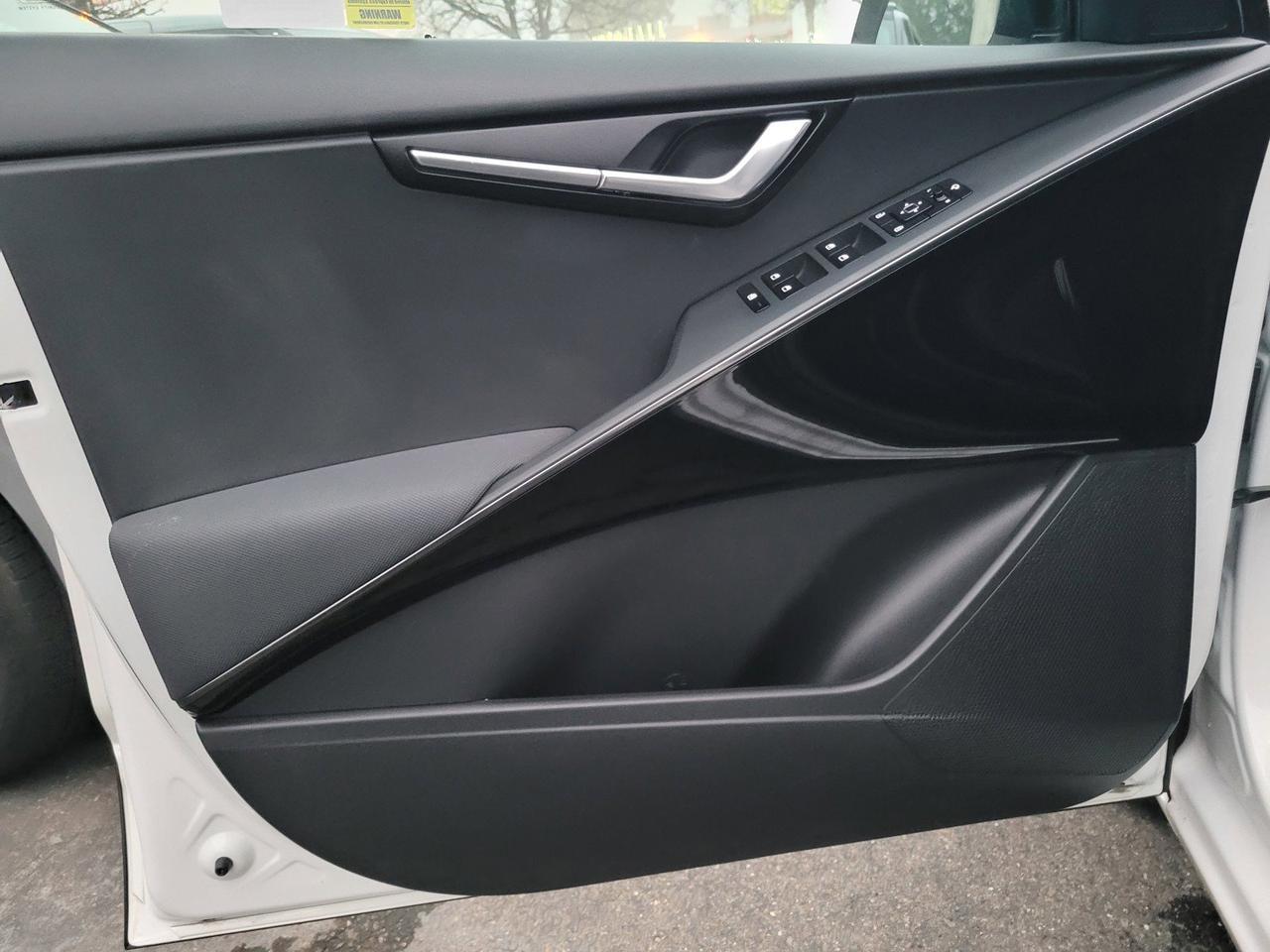 2023 KIA NIRO EX TOURING Roseville CA