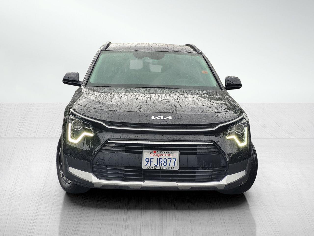 2023 KIA NIRO LX