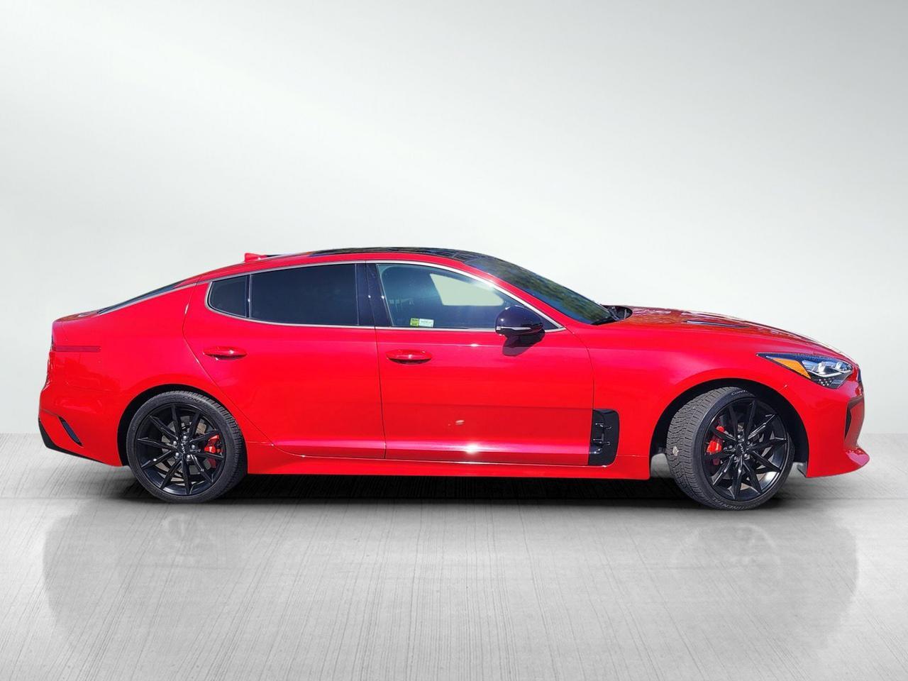 2023 KIA STINGER GT2