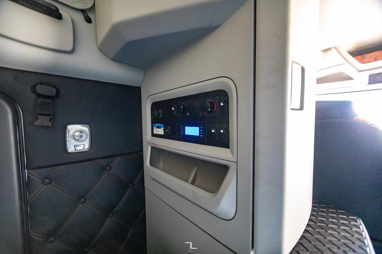 2023 Kenworth T-680 Next Gen Tractor Sleeper Red Deer AB