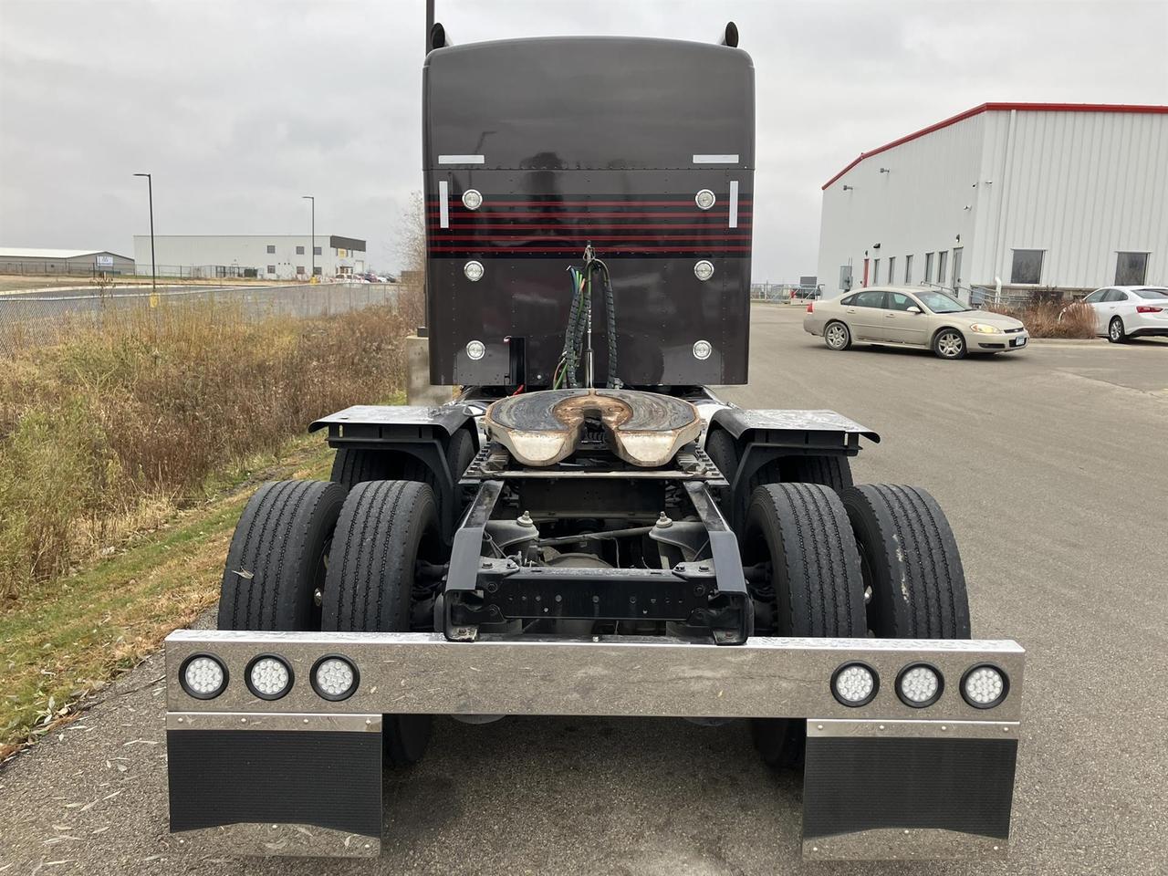 2023 Kenworth W900 86" Mid Roof Rochester MN