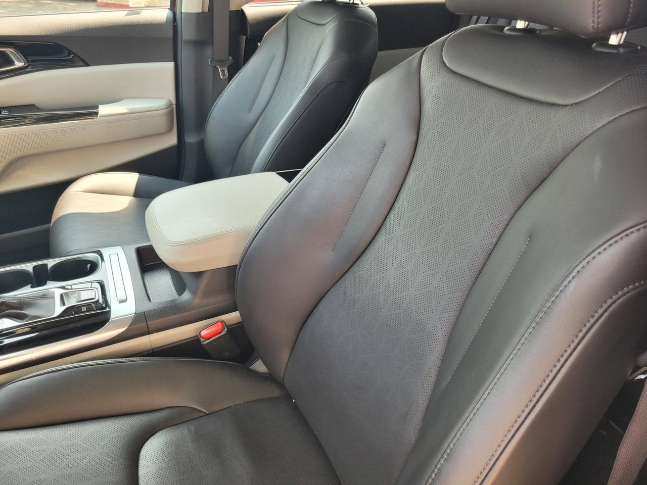 2023 Kia CARNIVAL EX Roseville CA