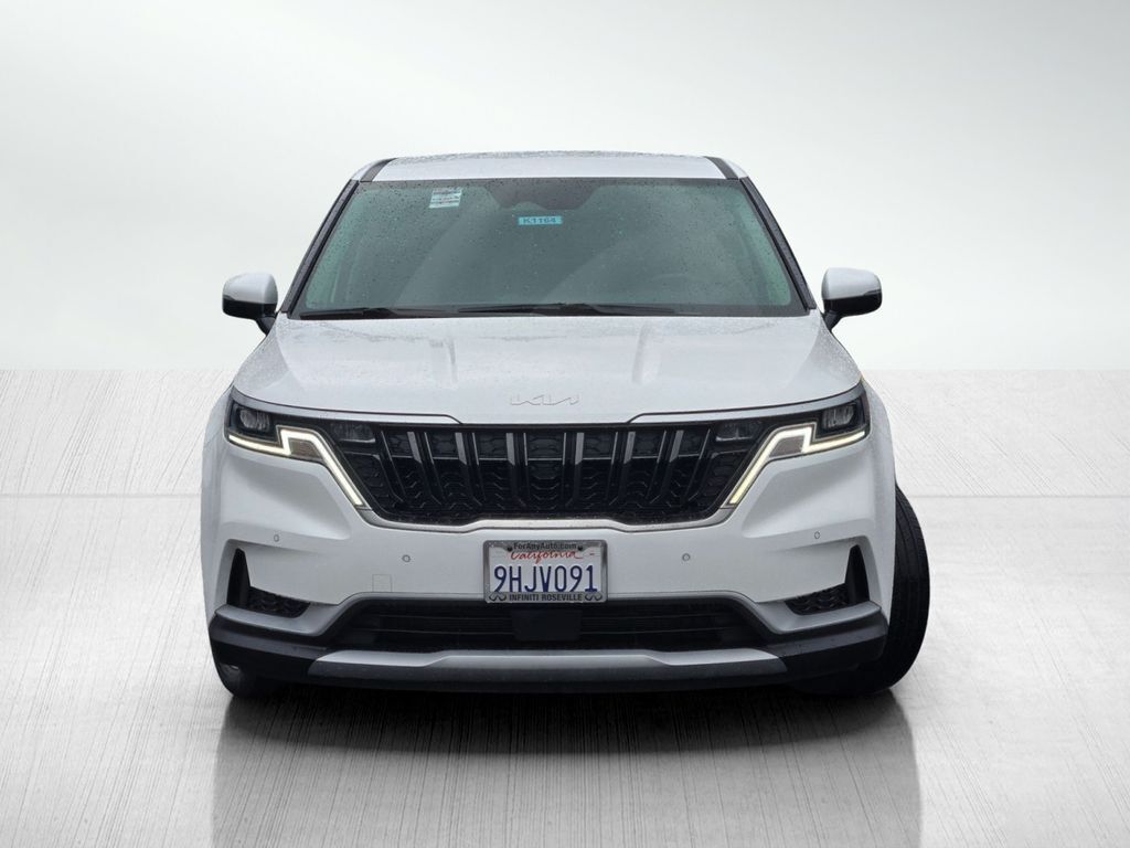 2023 Kia Carnival EX