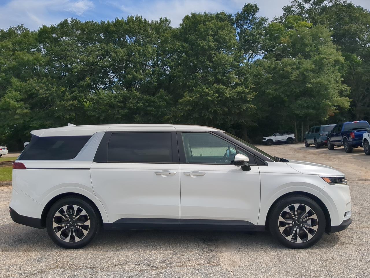 2023 Kia Carnival EX Winder GA