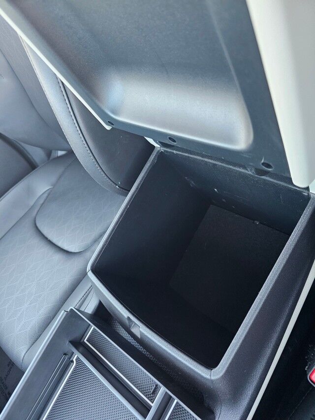 2023 Kia Carnival LX photo 41