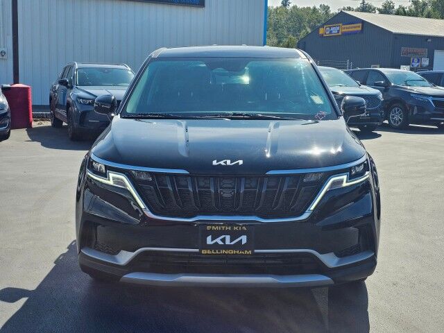 2023 Kia Carnival LX photo 8