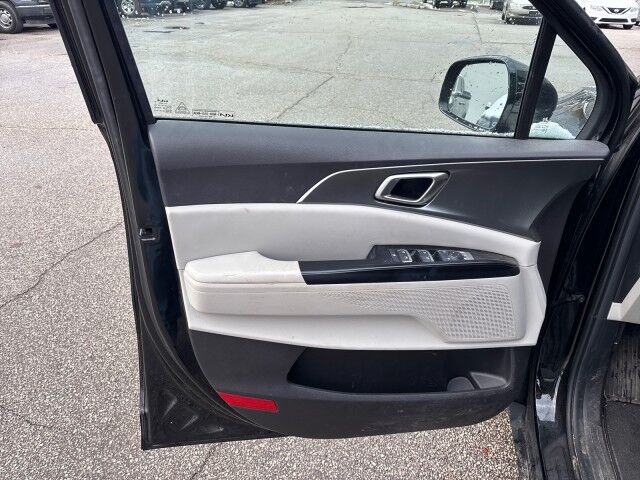 2023 Kia Carnival LX Cleveland OH