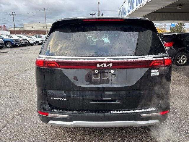 2023 Kia Carnival LX Cleveland OH