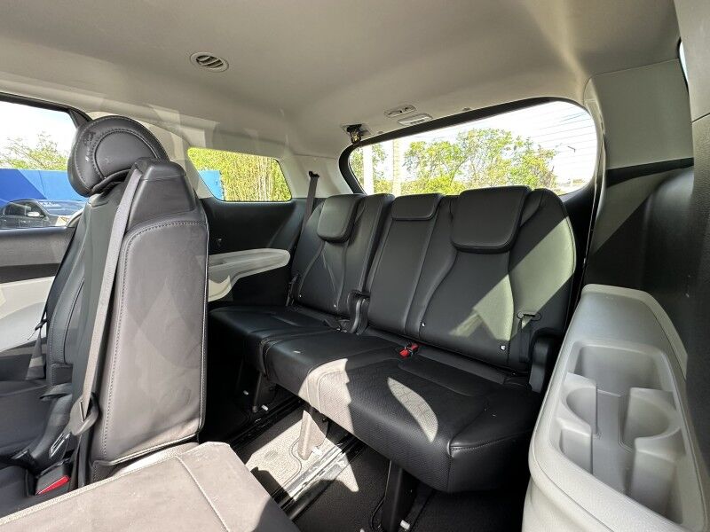 2023 Kia Carnival LX Jacksonville FL