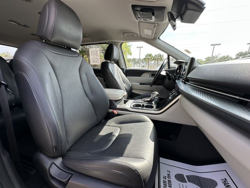 2023 Kia Carnival LX Jacksonville FL