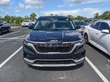 2023 Kia Carnival LX Oshkosh WI