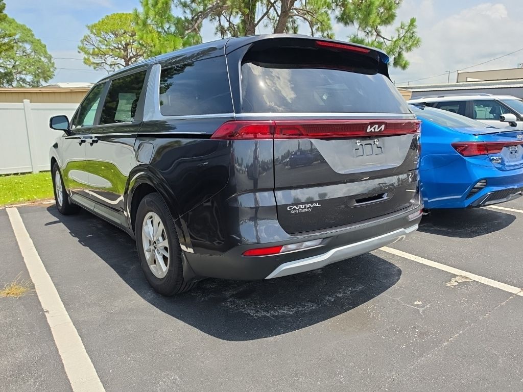 2023 Kia Carnival LX Seat Package San Clemente CA
