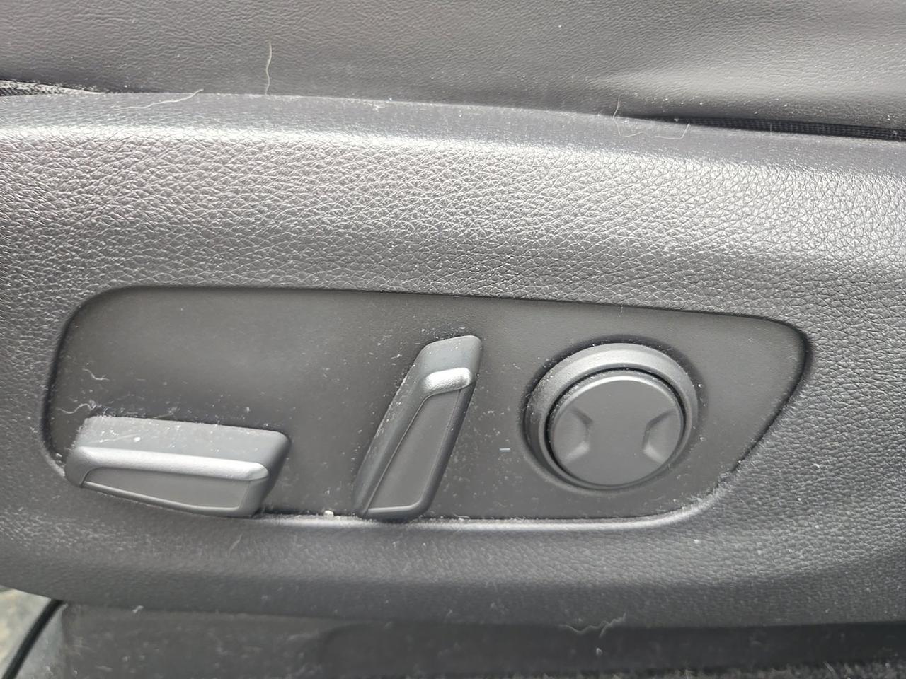 2023 Kia Carnival LX Seat Package Fredericksburg VA