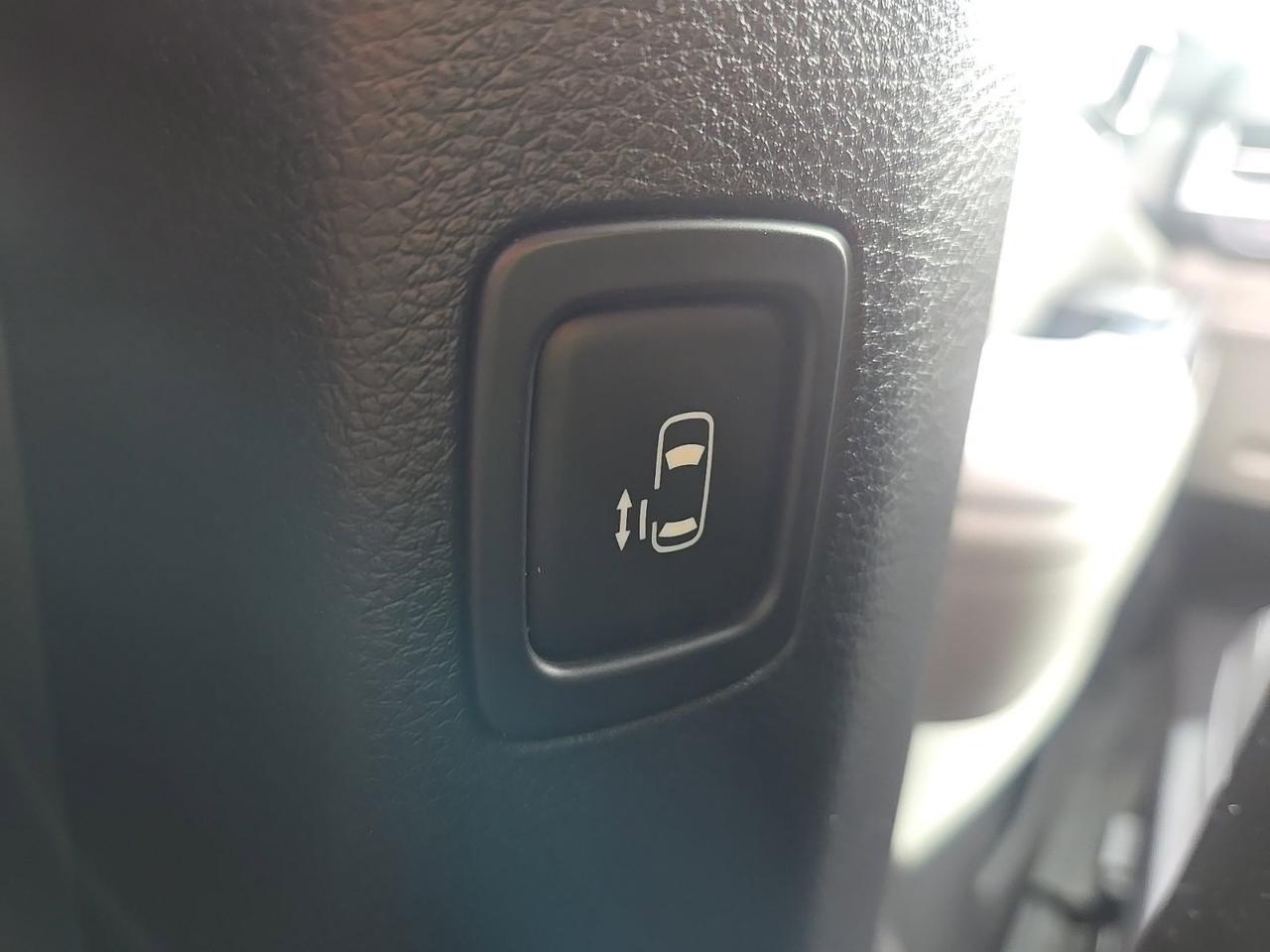 2023 Kia Carnival LX Seat Package Fredericksburg VA