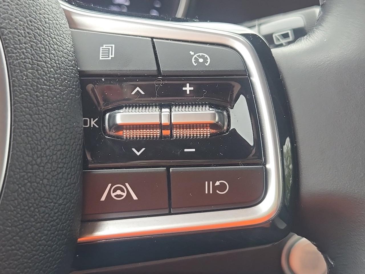 2023 Kia Carnival LX Seat Package Fredericksburg VA