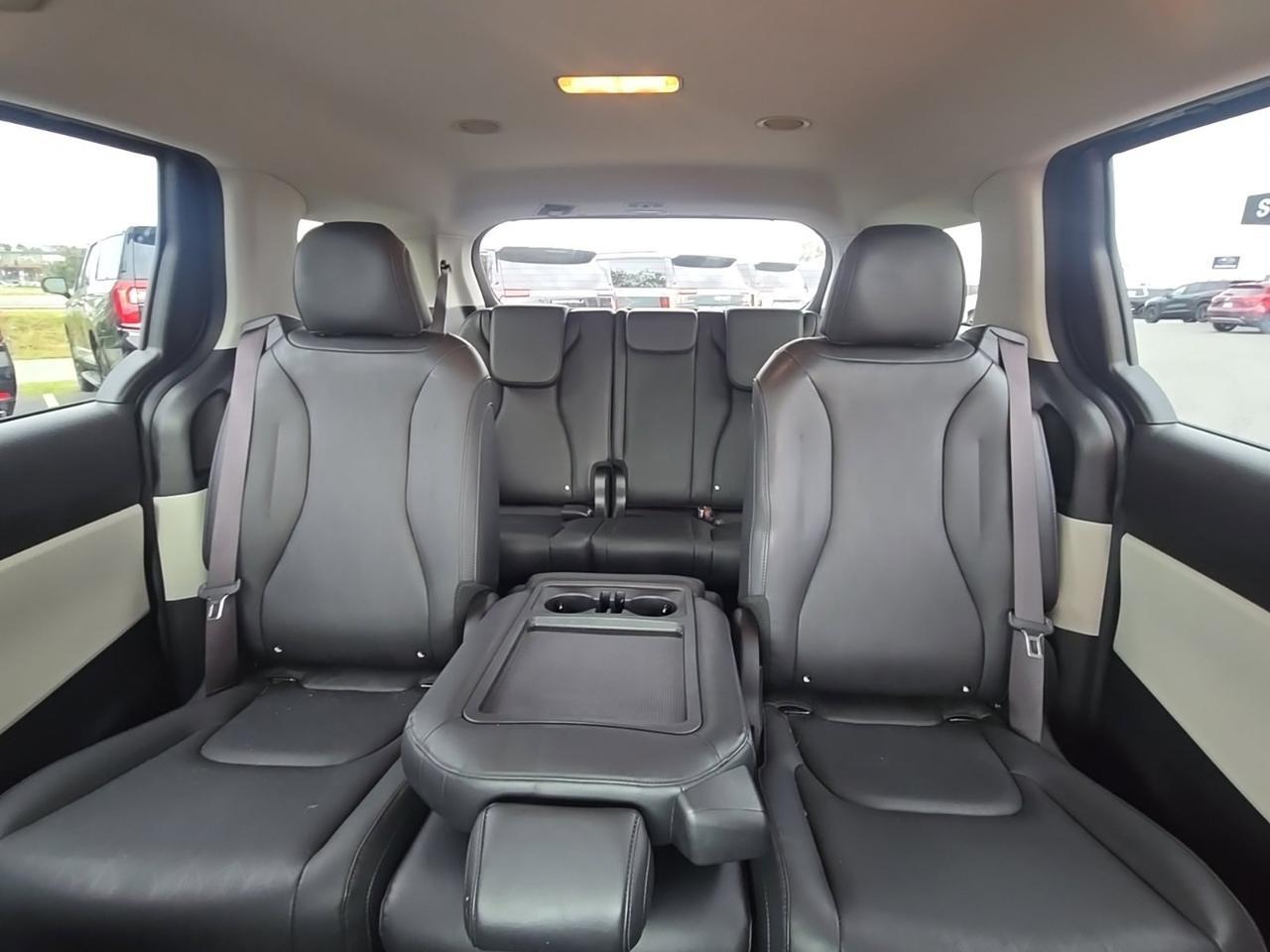 2023 Kia Carnival LX Seat Package Fredericksburg VA
