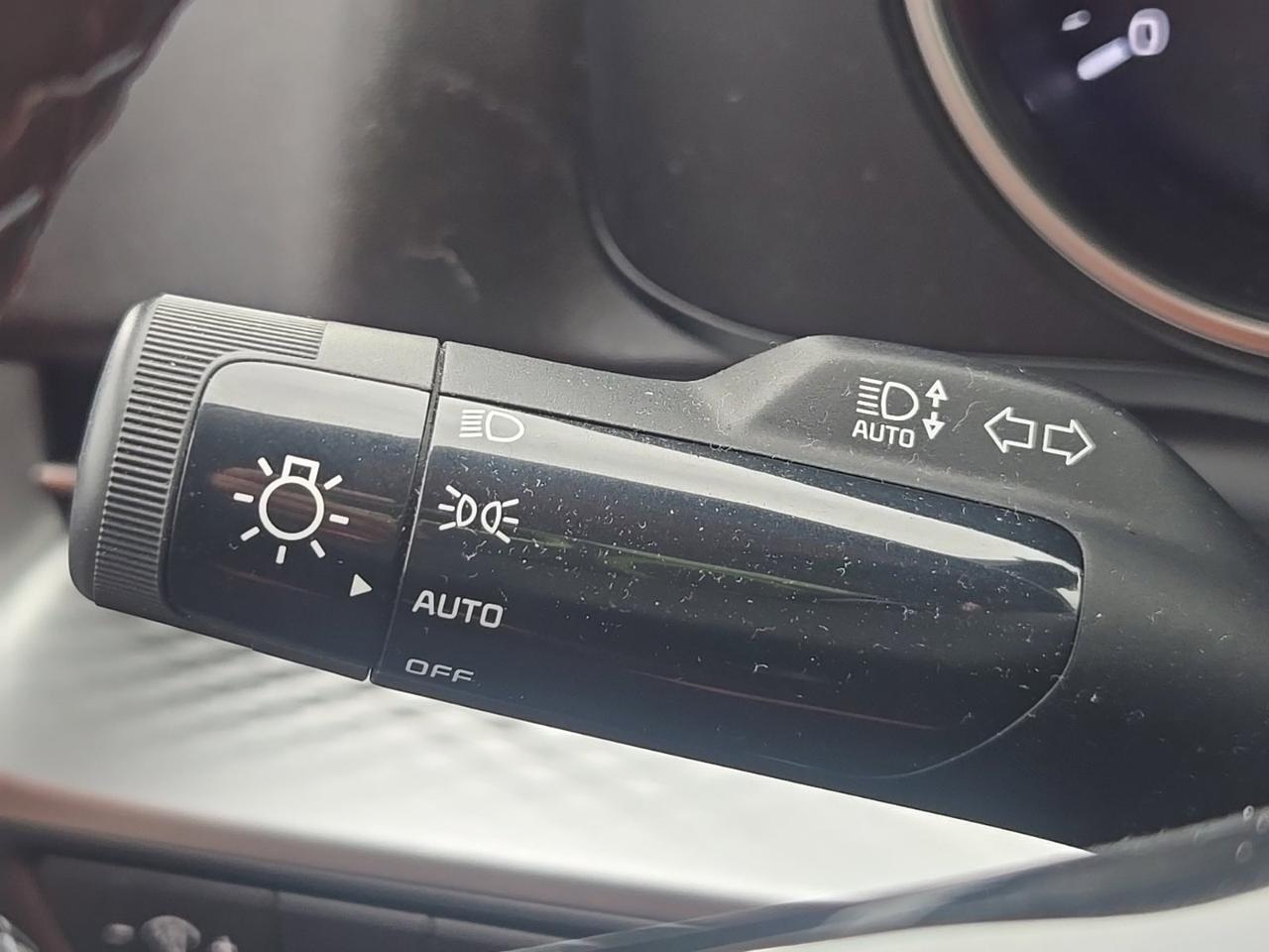 2023 Kia Carnival LX Seat Package Fredericksburg VA