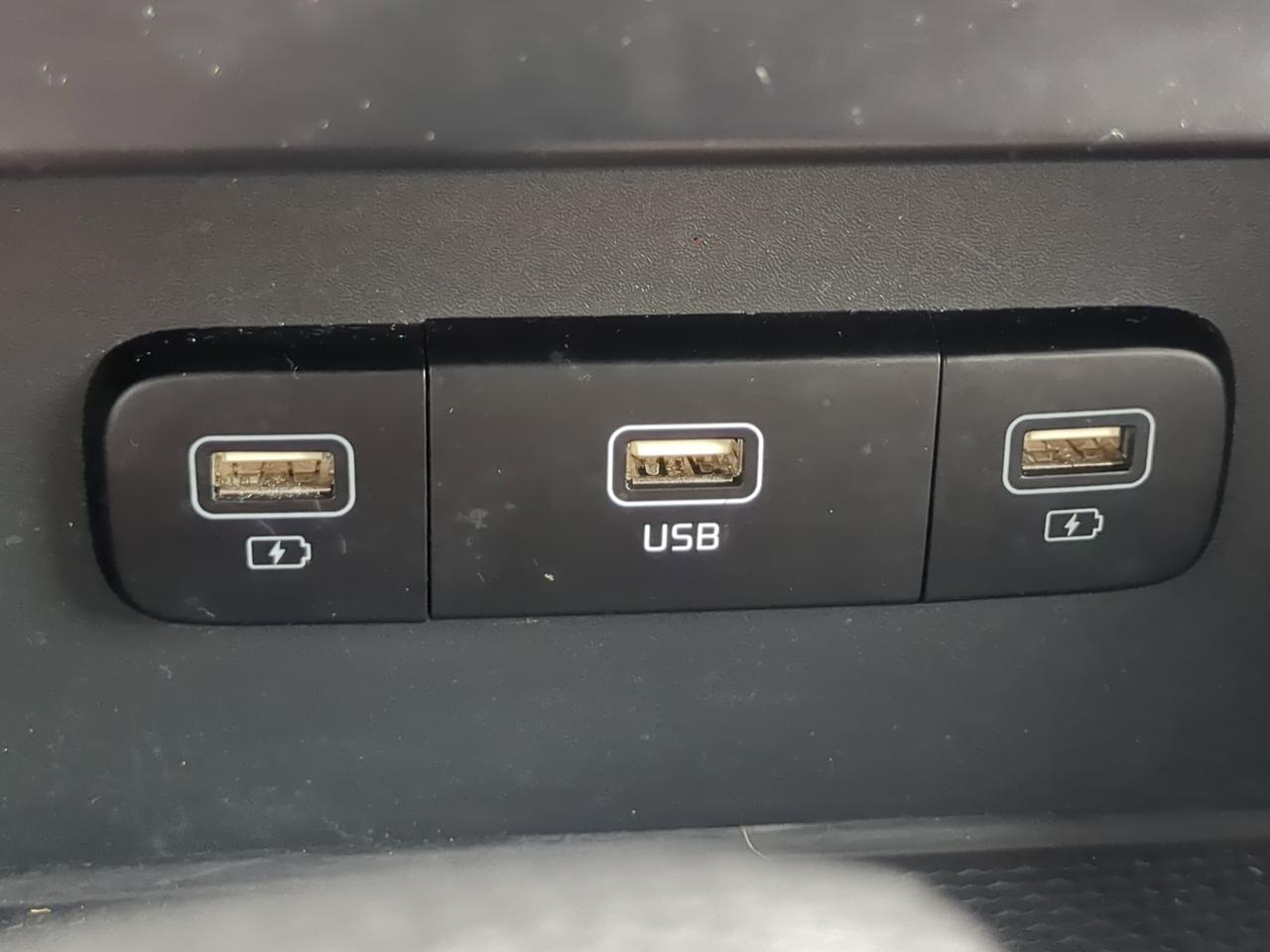 2023 Kia Carnival LX Winder GA