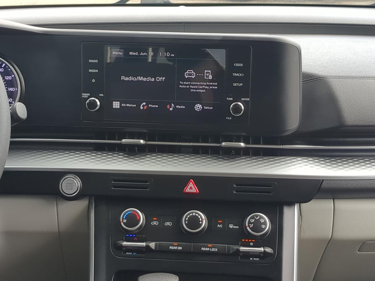 2023 Kia Carnival LX Winder GA