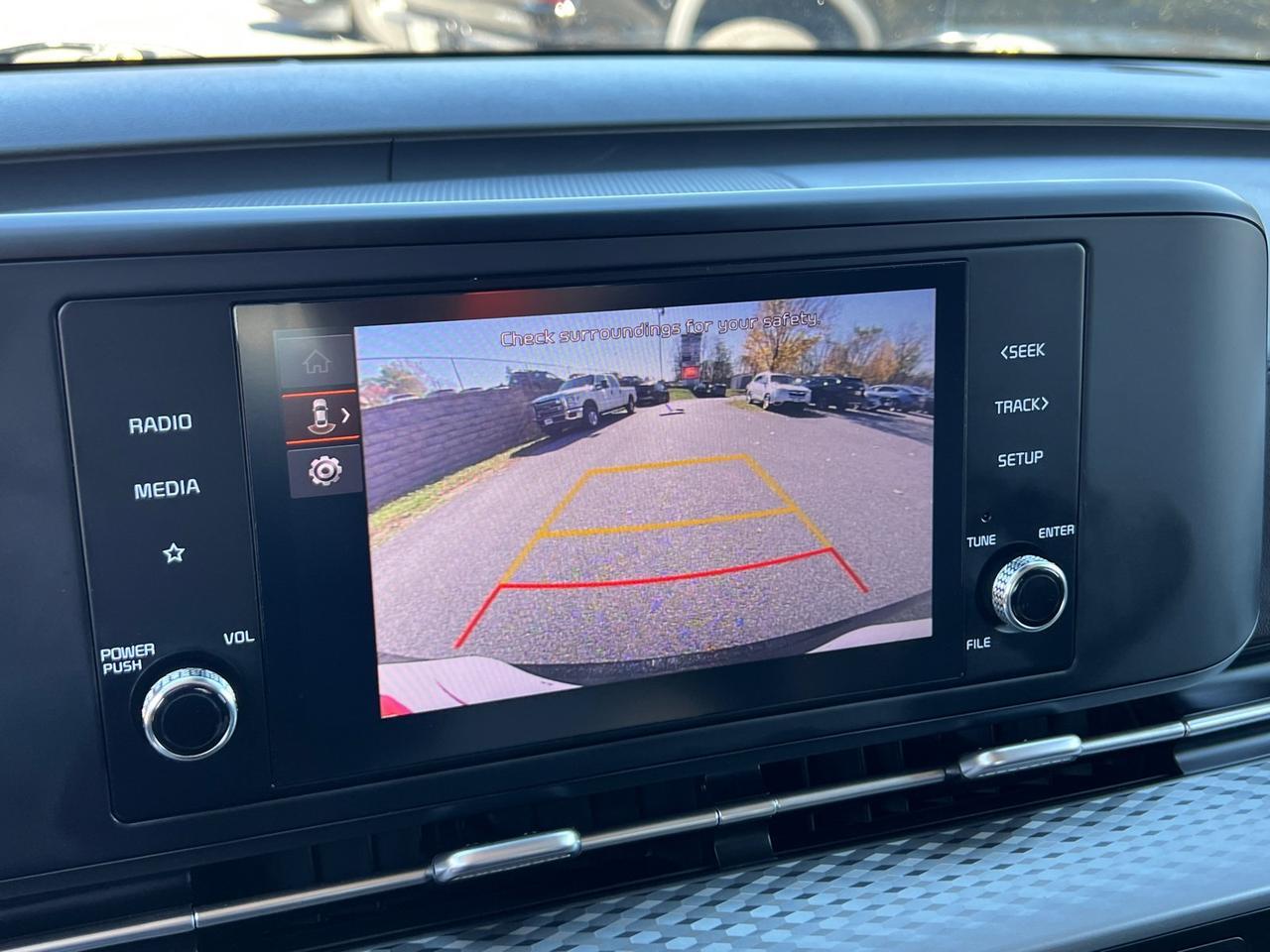 2023 Kia Carnival LX Hagerstown MD