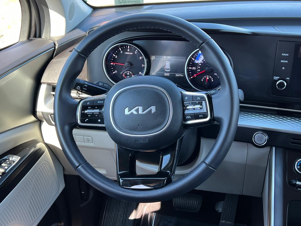 2023 Kia Carnival LX Hagerstown MD