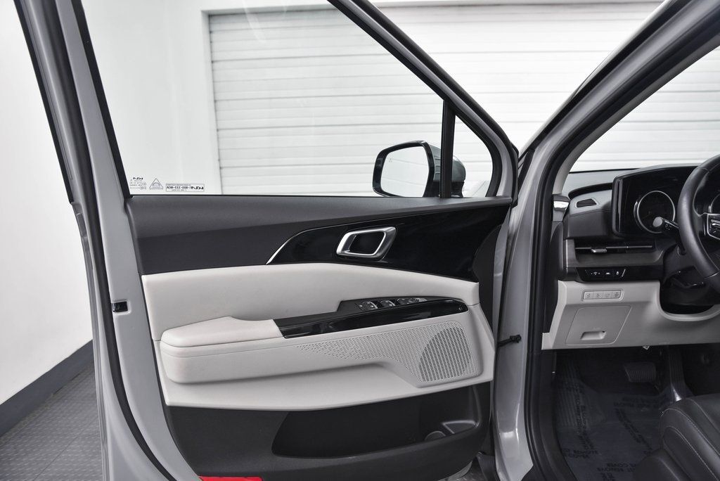 2023 Kia Carnival MPV EX Akron OH